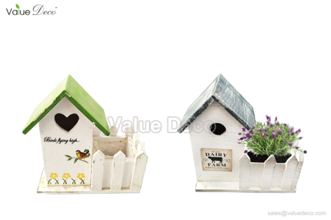 (WD0071) Wooden Container with Birdhouse