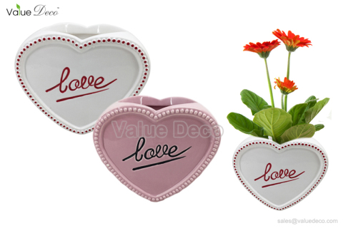 DMV03146 (Heart Shape With Love Ceramic Container)