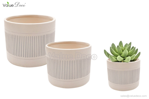 VD18CTF475 (Classic Embossed Line Ceramic Pot)