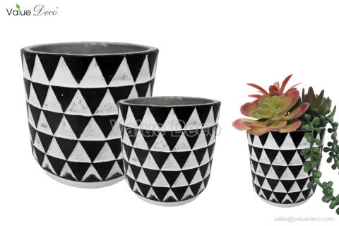 CMV00551 (Geometric Design Cement Flower Pot)