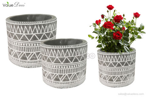 CMV00659 (Tribal Design Cement Pot)