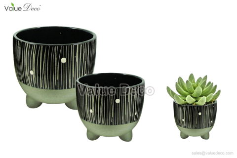 DMV03502 (Ceramic Flower Pot With Feet)