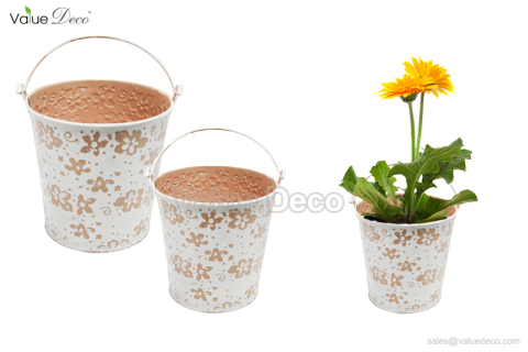 ZCV00733 (Flowers Pattern Zinc Container)