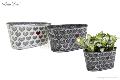 ZCV00792 (Zinc Oval Flower Planter With Embossed hearts)